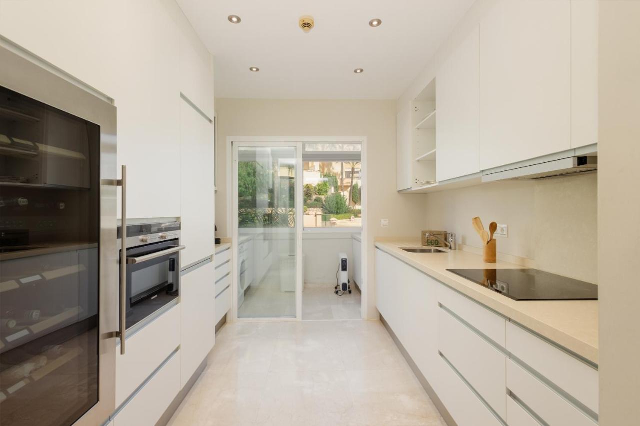 Appartamento Home, With Sea Views, South Facing And Close To The Golf Course And The Beach, In Elviria Hills *