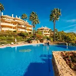 Holiday Home, With Sea Views, South Facing And Close To The Golf Course And The Beach, In Elviria Hills