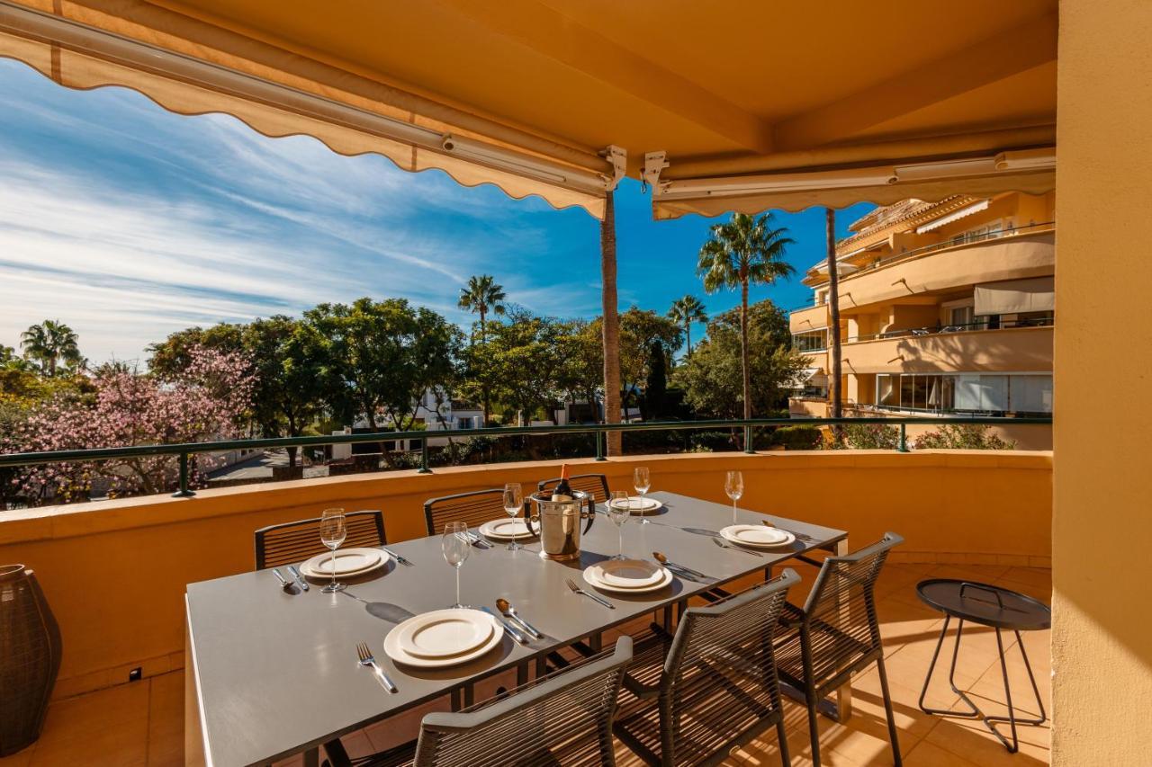 Seaside Golf Retreat: Elviria Hills